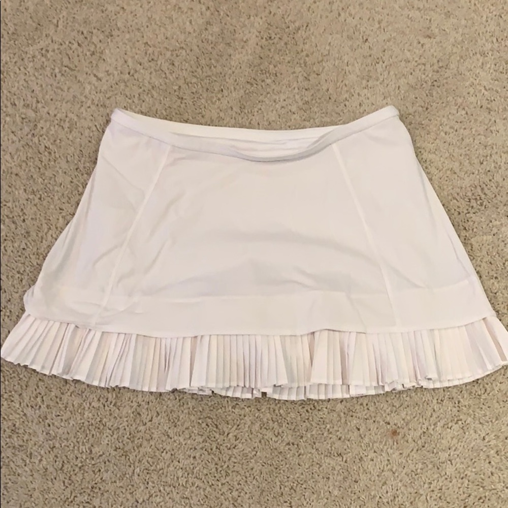 White Lululemon skirt